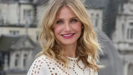 Cameron Diaz 10 Yıl Sonra Hollywood’a Döndü: İlk Kez Kırmızı Halıda Boy Gösterdi