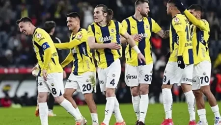 Fenerbahçe-Anderlecht maçı öncesi şok gelişme: Golcü yıldız sakatlandı
