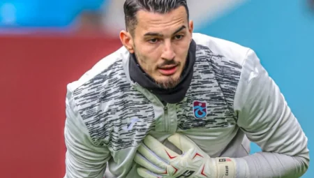 Uğurcan Çakır’dan Trabzonspor Taraftarına Tribün Çağrısı
