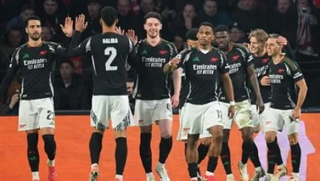 Arsenal, PSV’yi 7-1 Yenerek Şampiyonlar Ligi’nde Farklı Galip Geldi