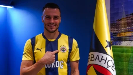 Fenerbahçe’nin yıldızı Filip Kostić’e Sırbistan Milli Takımı’ndan şok! Kadroda yer almadı!