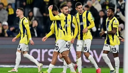 Fenerbahçe, Antalyaspor’u 3-0 Mağlup Etti: “Bu Adamın Kaç Ciğeri Var?”