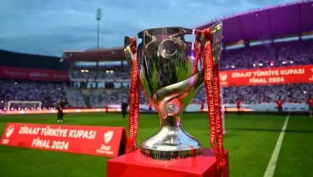 Ziraat Türkiye Kupası’nda Fenerbahçe-Galatasaray derbisinin tarihi netleşti