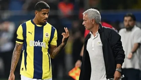 Mourinho, Oosterwolde’yi bekliyor! Yeni sezonda savunmanın kilit ismi olacak