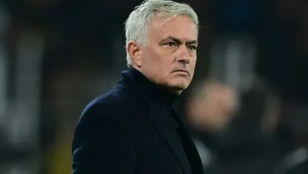 Eski İngiliz hakem Jonathan Moss: ‘Mourinho tam bir baş belasıydı’