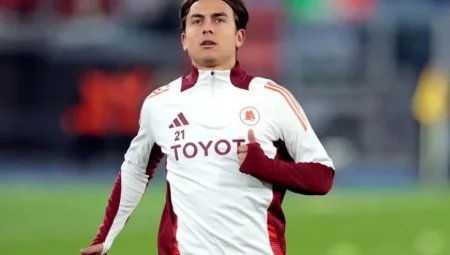 Galatasaray’ın transfer listesindeki yıldızları tek tek açıkladı: ‘Dybala, Marmoush ve Zalewski son anda olmadı’