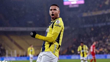 Fenerbahçe’de En-Nesyri’nin yedek kalmasının nedeni belli oldu: Mourinho sistemini değiştirdi